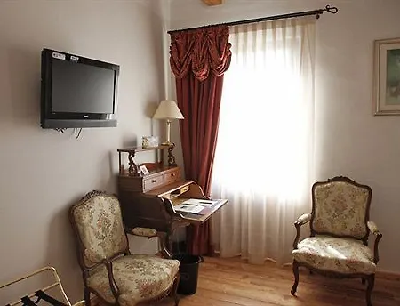 Hotel Park Carpenada