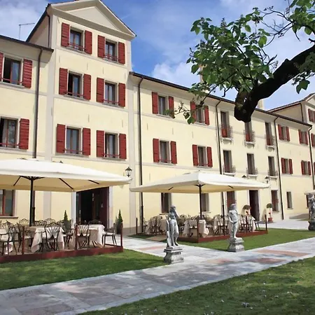 Park Carpenada Hotel